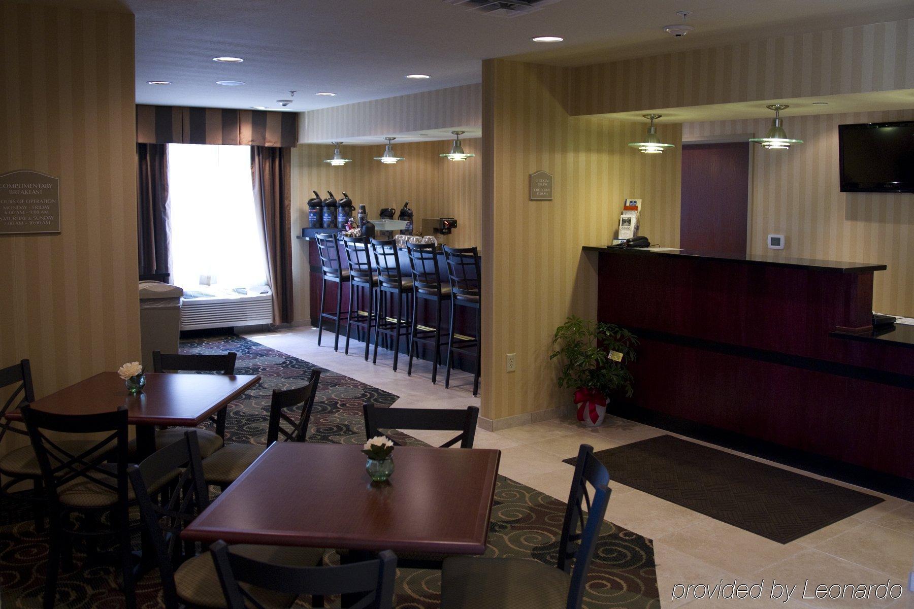 Cobblestone Inn & Suites - Vinton, Ia المطعم الصورة